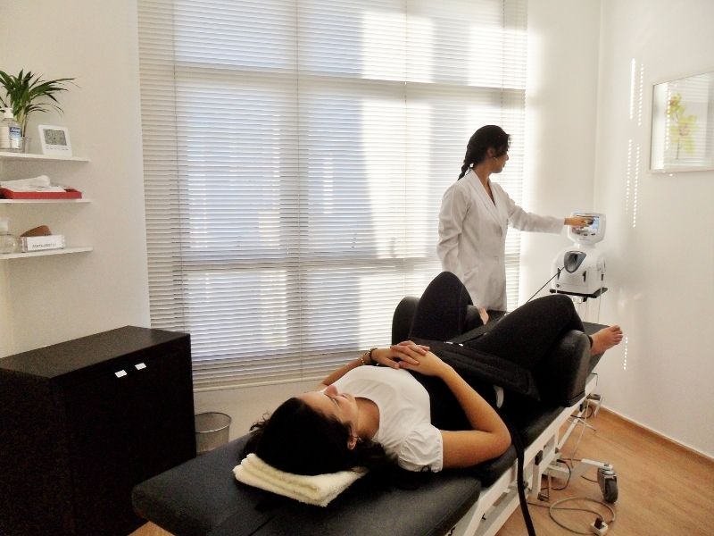 Fisioterapia Com Maca de Tração Eletrônica